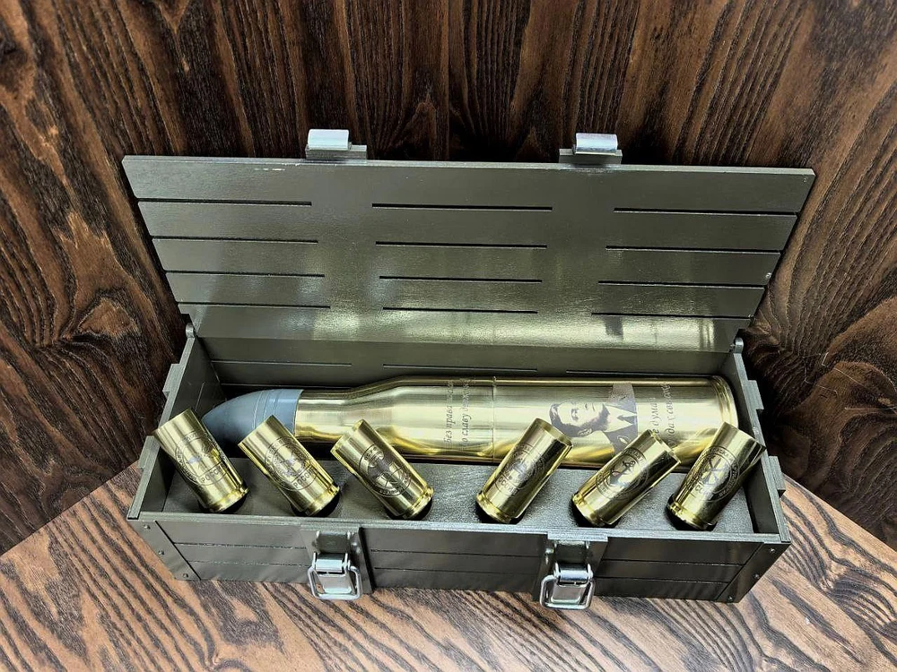 Набор стопок с тубой